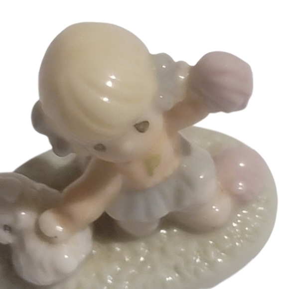 Precious moments figurine mini porcelain figurine girl and dog - Picture 4 of 8